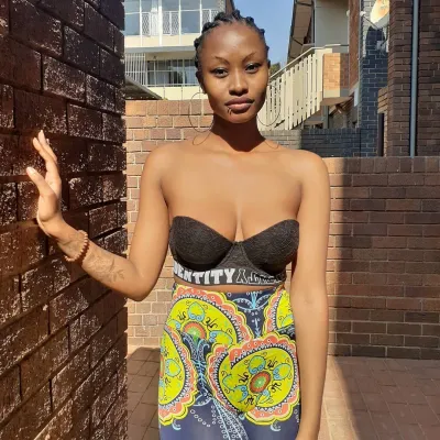 Zee Nkosi (@therealzeenkosi) Sexiest Photos, Hot Zee Nkosi Pics