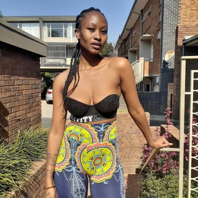 Zee Nkosi (@therealzeenkosi) Sexiest Photos, Hot Zee Nkosi Pics