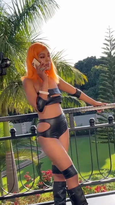 Kin Bella flaunts Butt Cheeks, Sexy Body in Tiny Latex Bikini Outfit